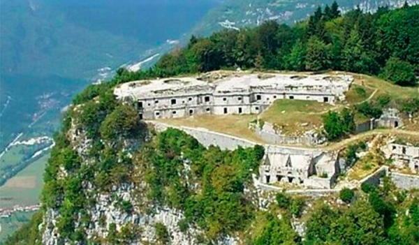 Motosgassata al Forte Corbin